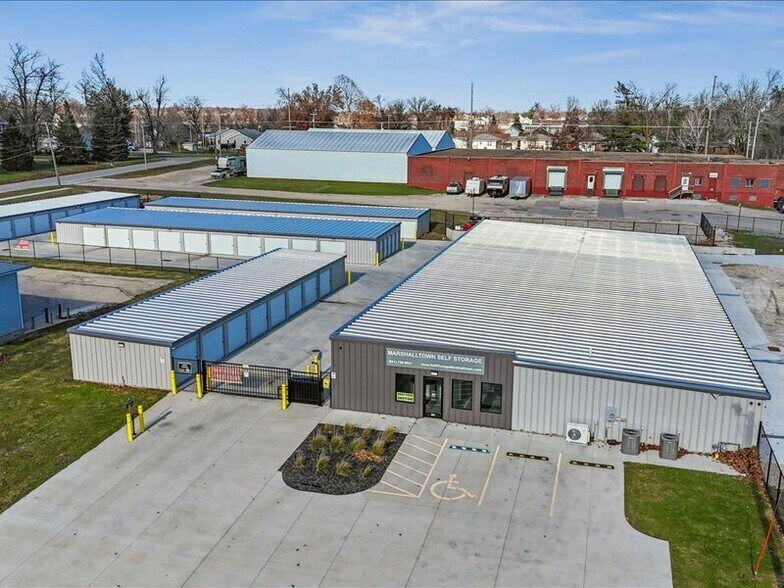 1101 Lincoln way, Marshalltown, IA à vendre - Photo de l’immeuble – Image 2 sur 8