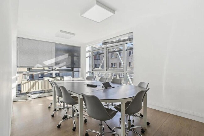 Plus de détails pour Bureau à vendre