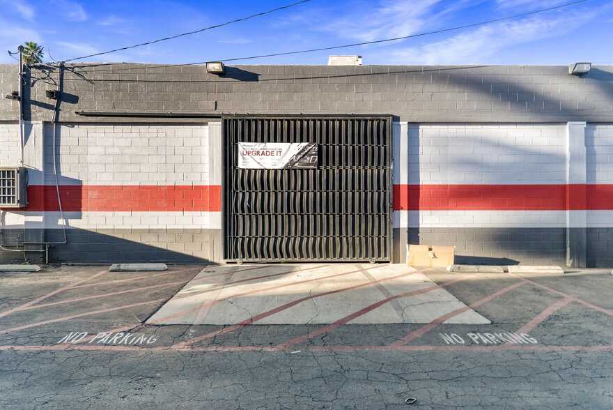 10555 Magnolia Ave, Riverside, CA à vendre - Photo de l’immeuble – Image 3 sur 17