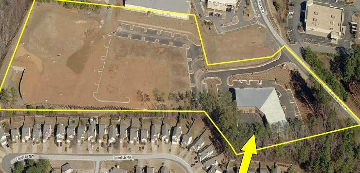 6095 Pine Mountain Rd, Kennesaw, GA à vendre Photo principale– Image 1 sur 4
