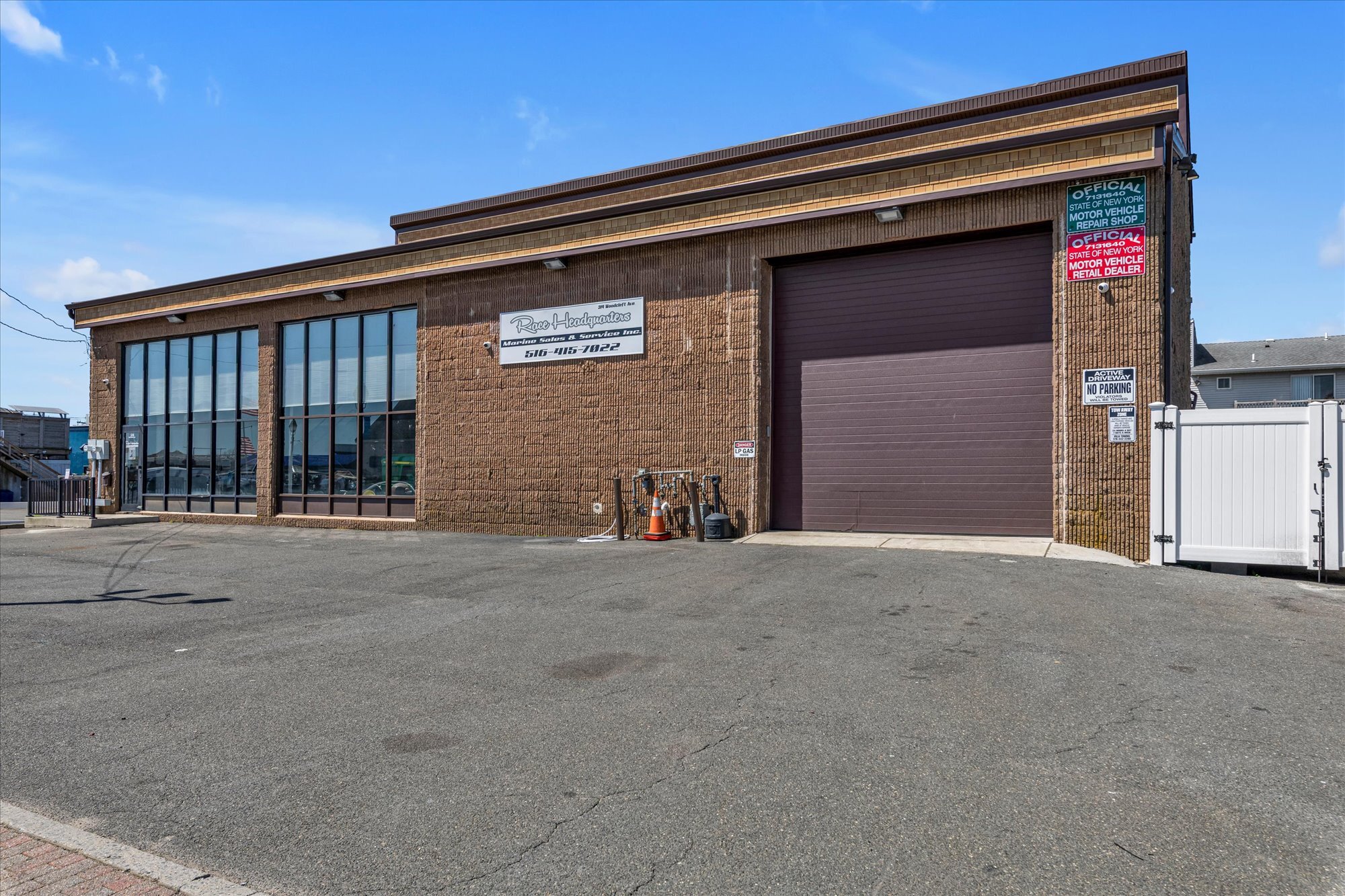 314 Woodcleft Ave, Freeport, NY à vendre Photo de l’immeuble– Image 1 sur 18