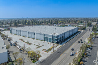 2872 E La Palma Ave, Anaheim, CA - VUE AÉRIENNE  vue de carte - Image1