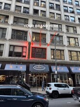 5 S Wabash Ave, Chicago, IL à louer Photo intérieure– Image 2 sur 3