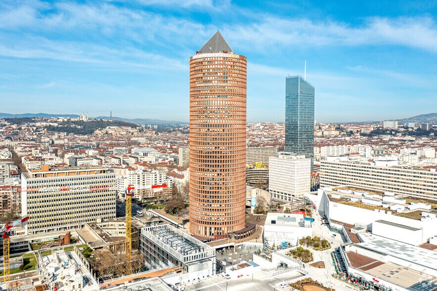 Bureau dans Lyon à louer - Photo principale – Image 1 sur 10