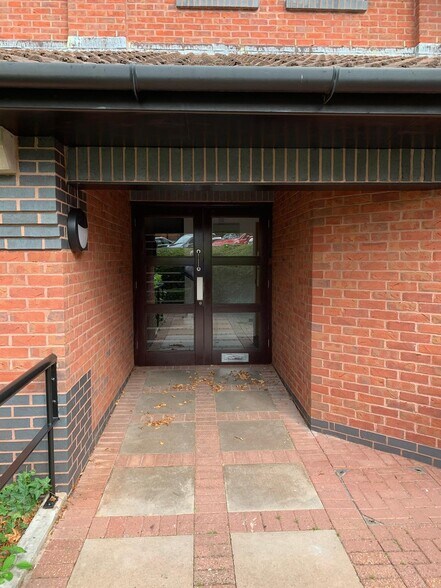 Pynes Hill, Exeter à louer - Photo de l’immeuble – Image 2 sur 2