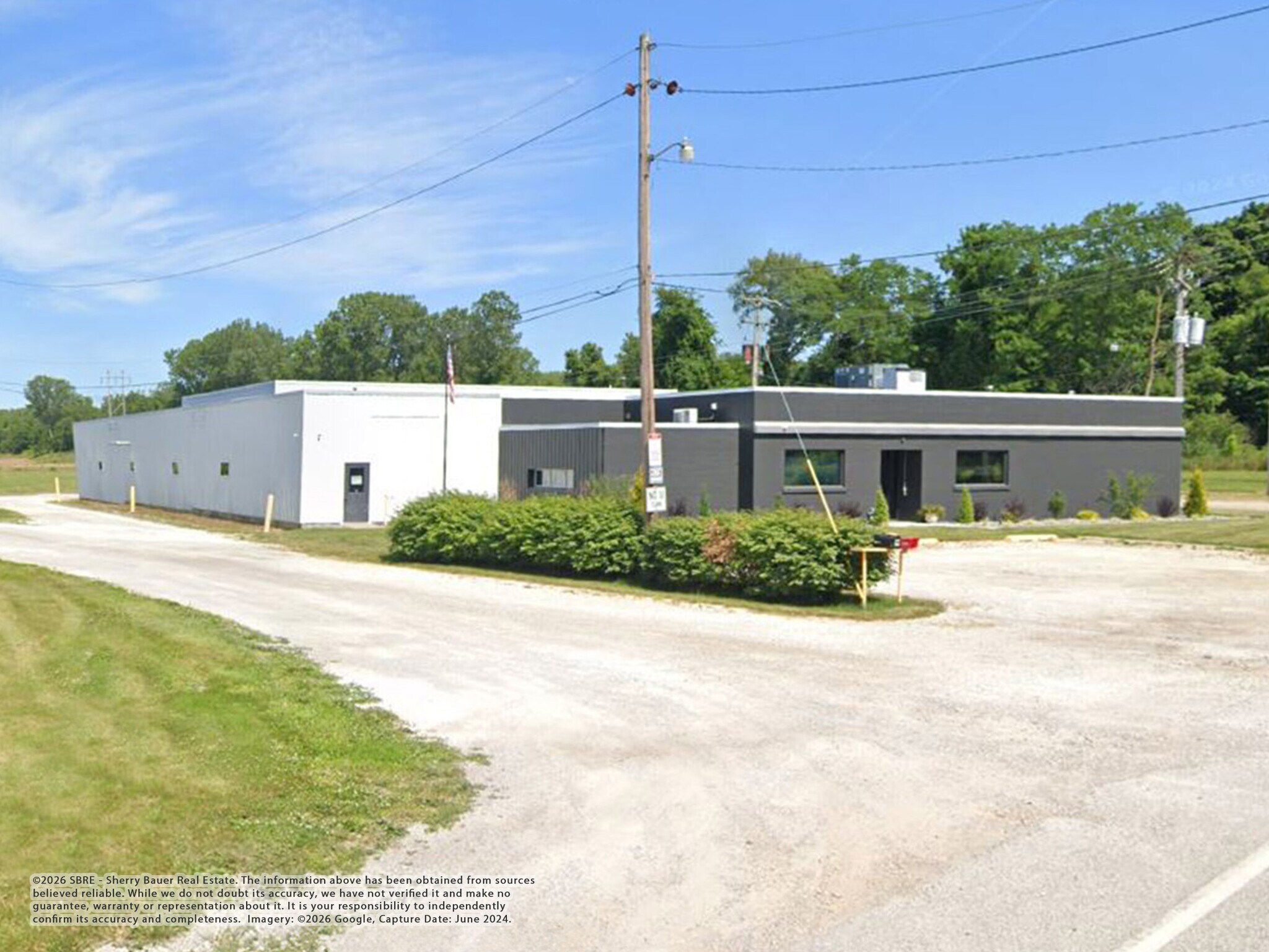 2505 Avonia Rd, Fairview, PA à louer Photo principale– Image 1 sur 45