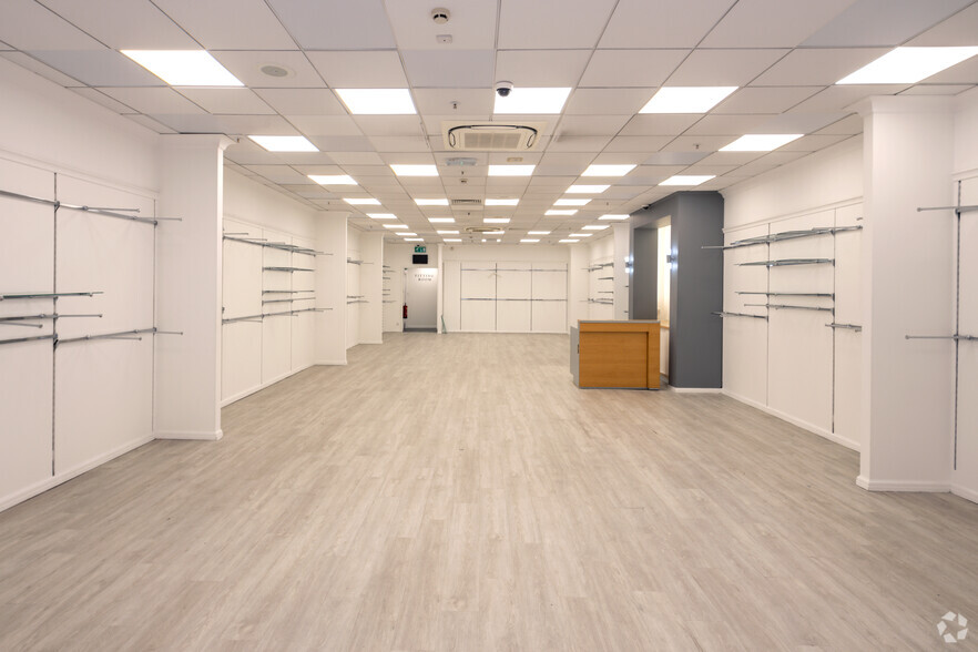 Cannock Shopping Centre, Cannock à vendre - Photo intérieure – Image 3 sur 26