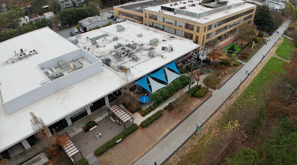 550 Somerset Ter NE, Atlanta, GA à louer - Photo de l’immeuble – Image 2 sur 24