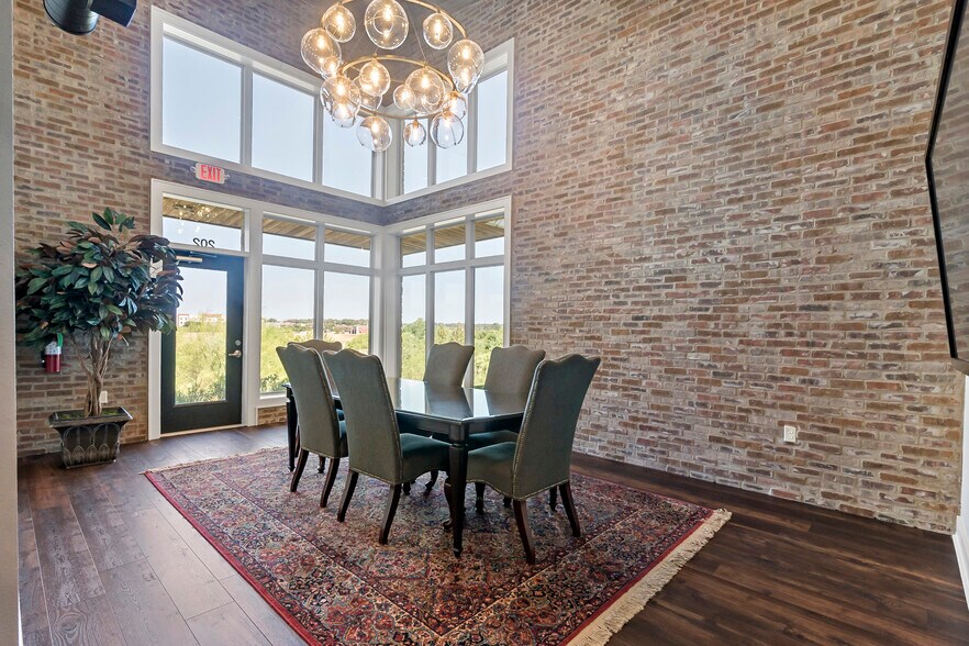 4438 State Highway 6, College Station, TX à louer - Photo de l’immeuble – Image 2 sur 9
