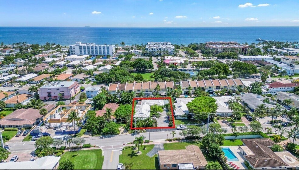4512 Seagrape Dr, Lauderdale-by-the-Sea, FL à vendre - Photo principale – Image 1 sur 24