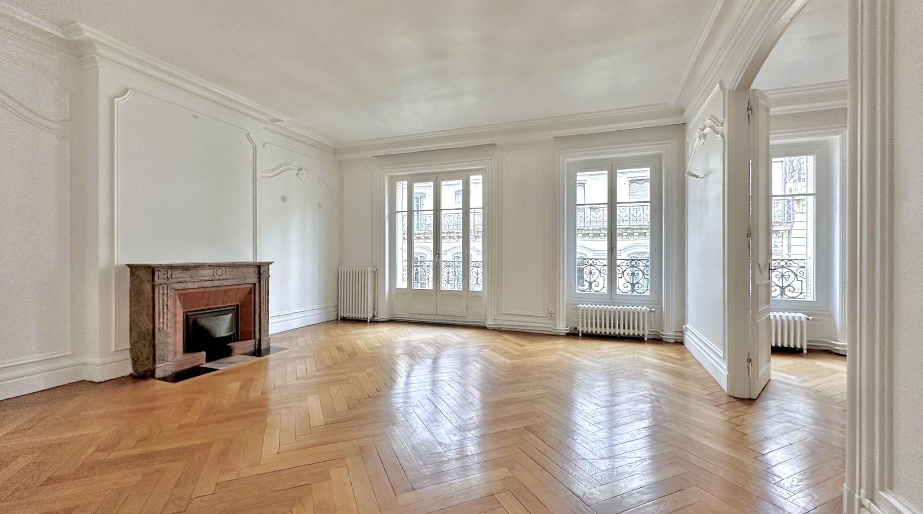 4 Rue Saint-Florentin, Paris à louer Photo de l’immeuble– Image 1 sur 2