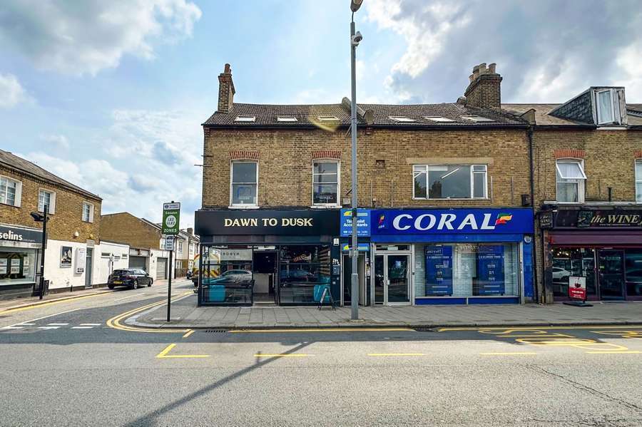 77-79 Station Rd, Londres à vendre Photo de l’immeuble– Image 1 sur 11