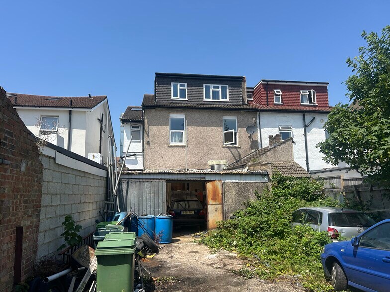 29 Brigstock Rd, Thornton Heath à vendre - Photo de l’immeuble – Image 3 sur 7