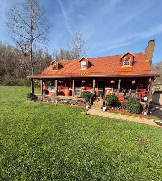 2507 5th Street Rd, Huntington, WV à vendre - Photo de l’immeuble – Image 2 sur 95