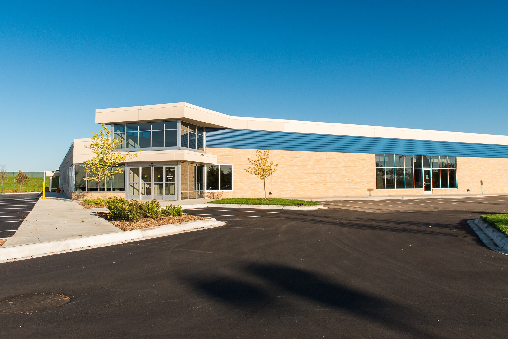 3000 Hundertmark Rd, Chaska, MN à louer Photo de l’immeuble– Image 1 sur 8
