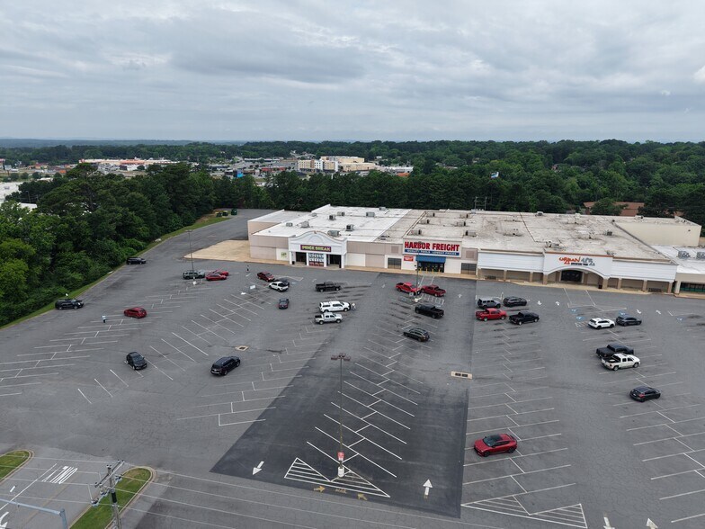 1426-1528 Military Rd, Benton, AR à louer - Photo de l’immeuble – Image 3 sur 5