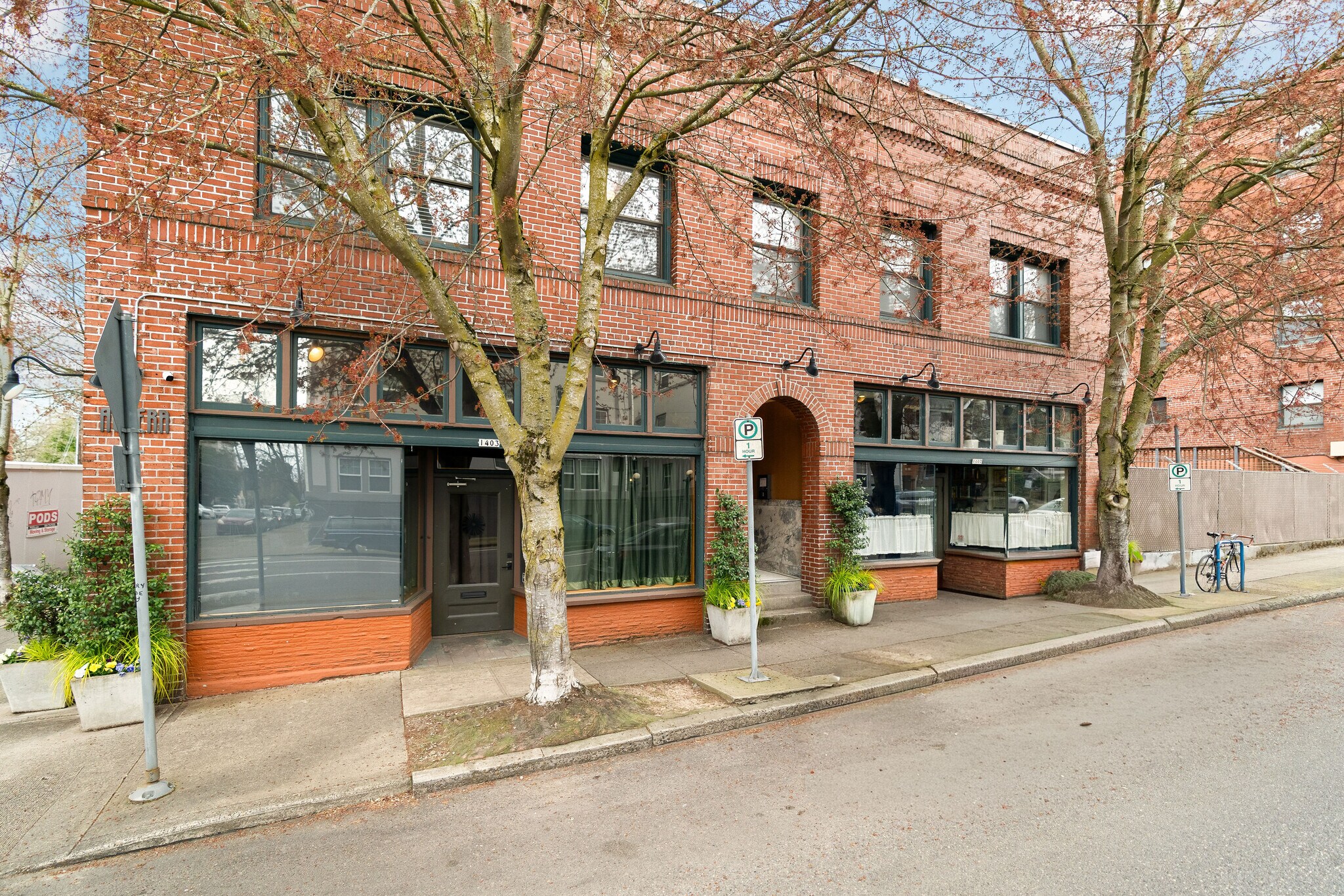 1403-1407 SE Belmont St, Portland, OR à vendre Photo principale– Image 1 sur 37
