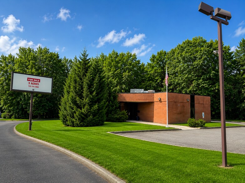 50 Chambersbridge Rd, Lakewood, NJ à vendre - Photo de l’immeuble – Image 1 sur 5