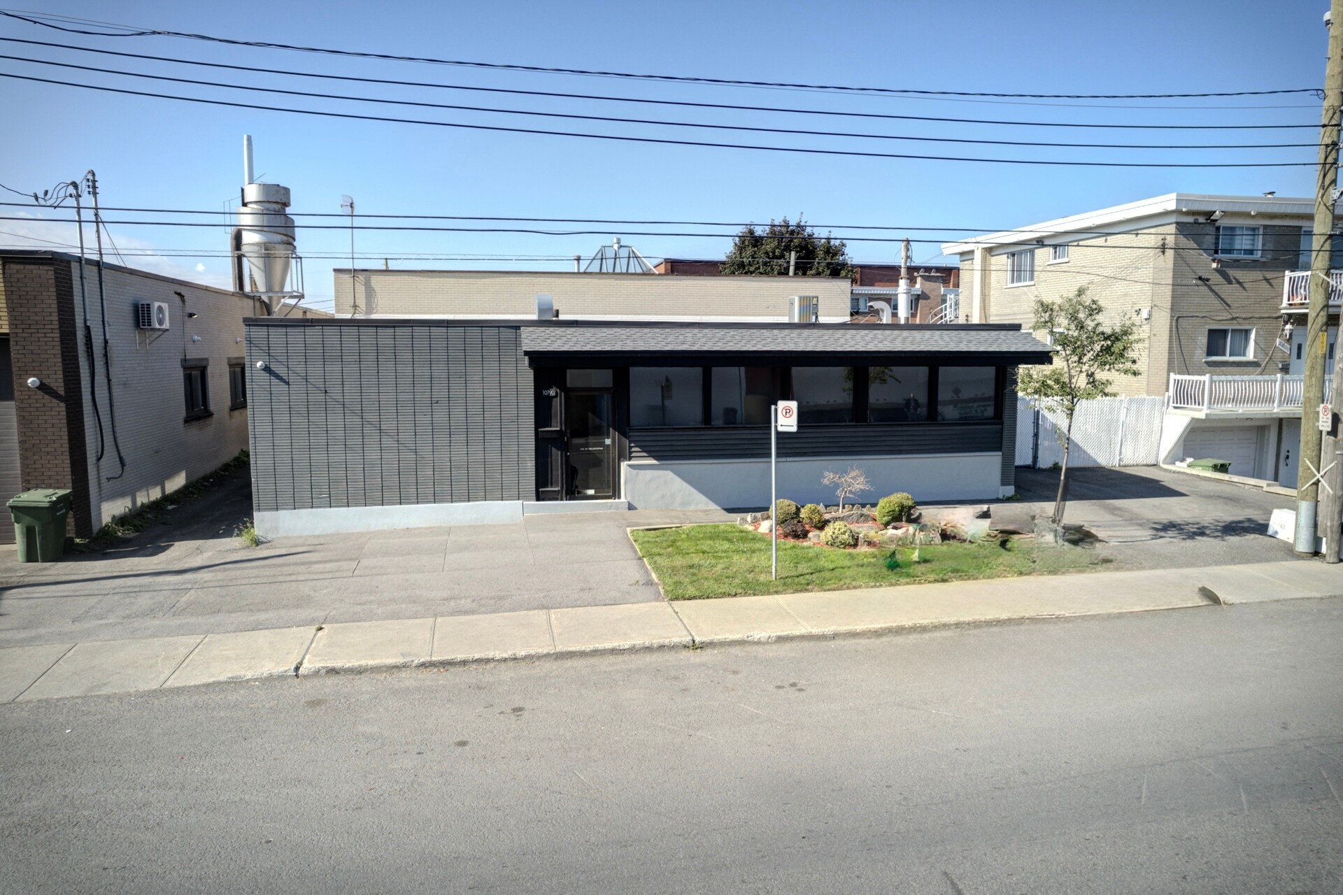 10790 Av Salk, Montréal, QC à vendre Photo de l’immeuble– Image 1 sur 6