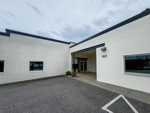707 N West St, Raleigh, NC à louer Photo intérieure– Image 2 sur 11