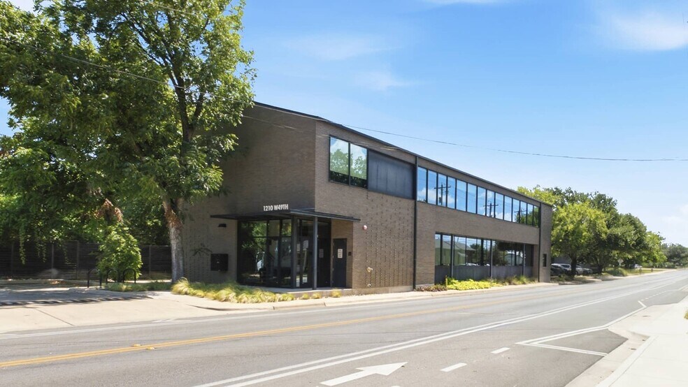 1210 W 49th St, Austin, TX à louer - Photo de l’immeuble – Image 1 sur 5