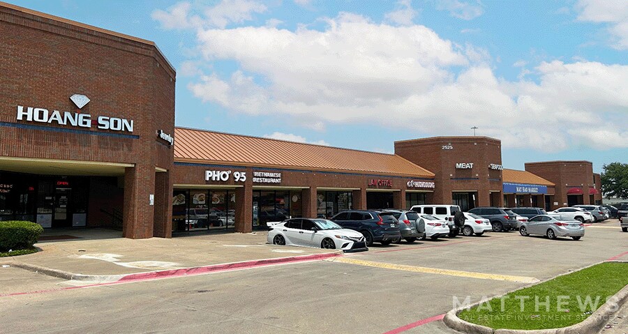 2501-2535 E Arkansas Ln, Arlington, TX à louer - Photo de l’immeuble – Image 2 sur 5