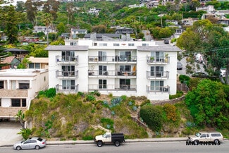 Plus de détails pour 222 Arch St, Laguna Beach, CA - Logement à vendre