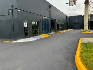 Plus de détails pour 10401 SW 186th St, Miami, FL - Industriel/Logistique à louer