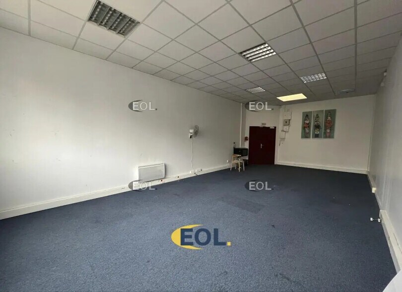 Bureau dans Vincennes à louer - Photo de l’immeuble – Image 3 sur 4