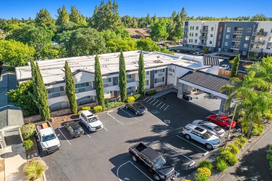 4100-4120 Chiles Rd, Davis, CA portefeuille de 2 biens à vendre sur LoopNet.fr - Photo de l’immeuble – Image 3 sur 38