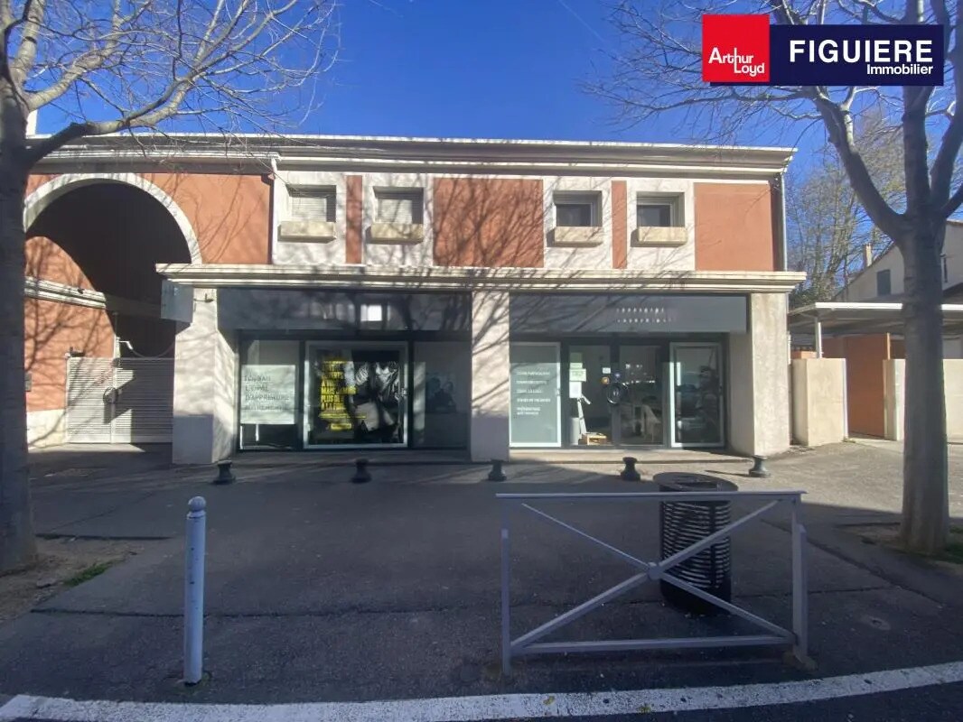Local commercial dans Salon-de-Provence à vendre Photo de l’immeuble– Image 1 sur 13