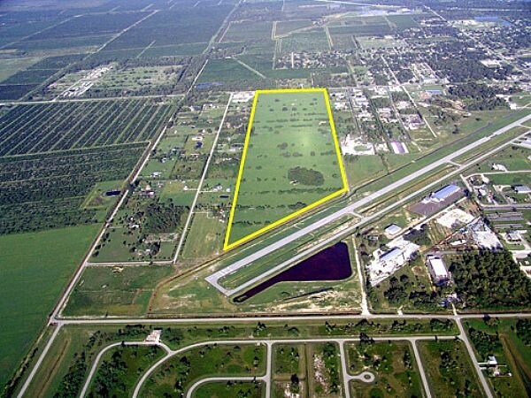 SR 29, LaBelle, FL à vendre - Photo principale – Image 1 sur 8