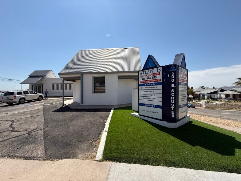 500 E Schuster Ave, El Paso, TX à louer - Photo de l’immeuble – Image 3 sur 15