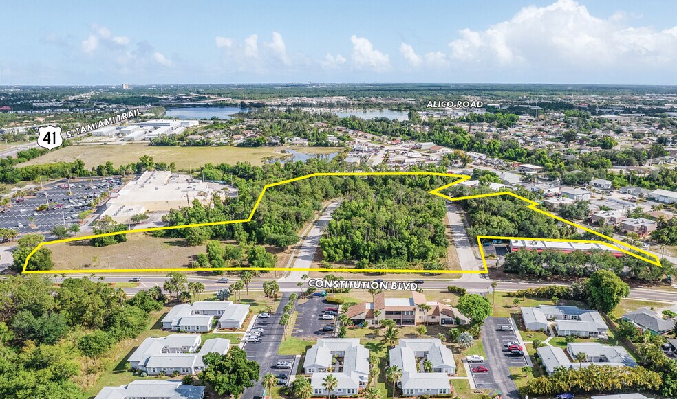 7011 Constitution Blvd, Fort Myers, FL à vendre - Aérien – Image 1 sur 6
