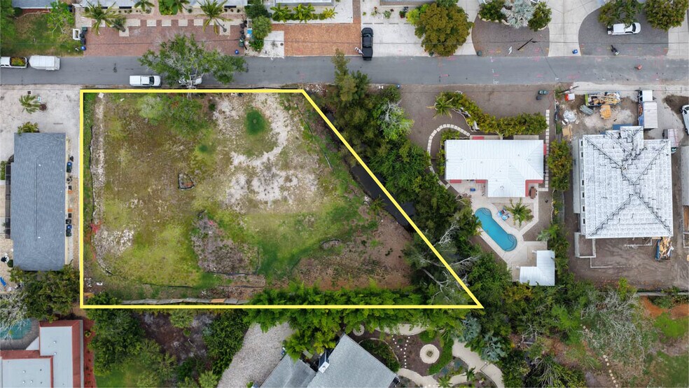 1122 Crescent St, Sarasota, FL à vendre - Photo de l’immeuble – Image 2 sur 9