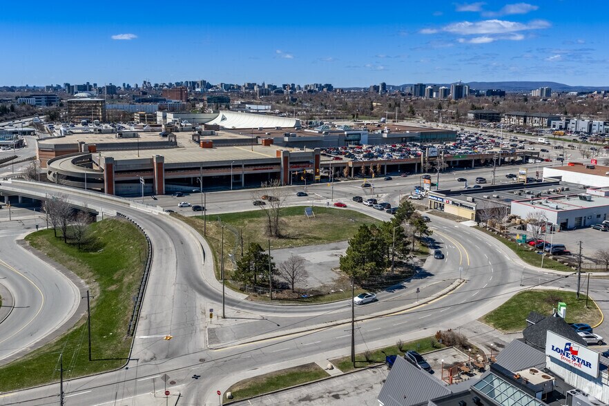 1209 St. Laurent Blvd, Ottawa, ON à vendre - Aérien – Image 3 sur 3