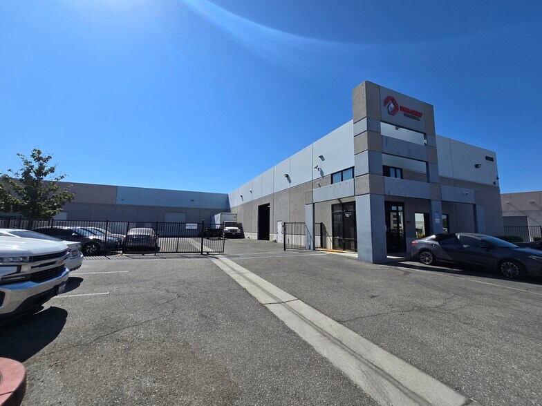 6638 Doolittle Ave, Riverside, CA à vendre - Photo de l’immeuble – Image 3 sur 28