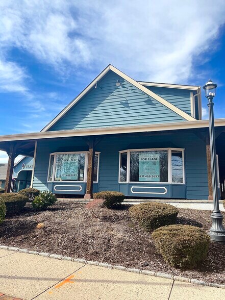 53345 Main Rd, Southold, NY à louer - Photo de l’immeuble – Image 3 sur 12