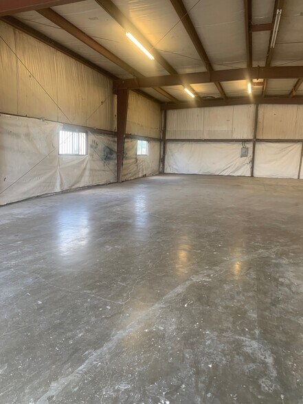 111 Texas Ave, San Marcos, TX à louer - Photo de l’immeuble – Image 3 sur 5
