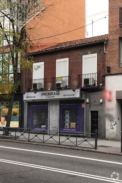 Avenida De La Albufera, 38, Madrid, Madrid à vendre - Photo principale – Image 1 sur 2
