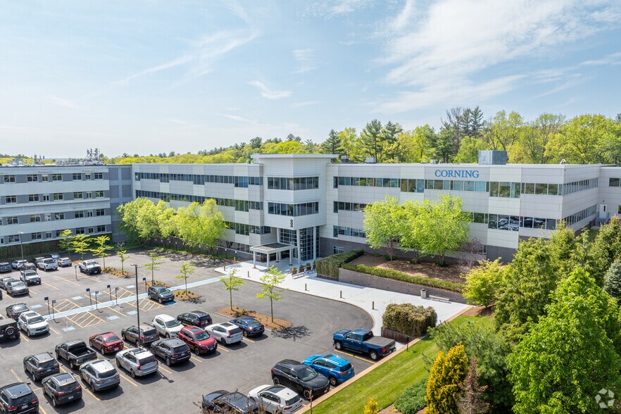 300 Innovation Dr, Tewksbury, MA à louer - Photo principale – Image 2 sur 3