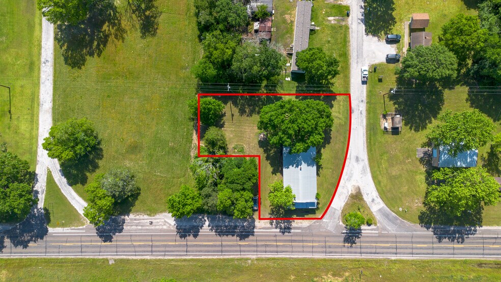 190 FM 405, Huntsville, TX à vendre - Photo principale – Image 1 sur 10