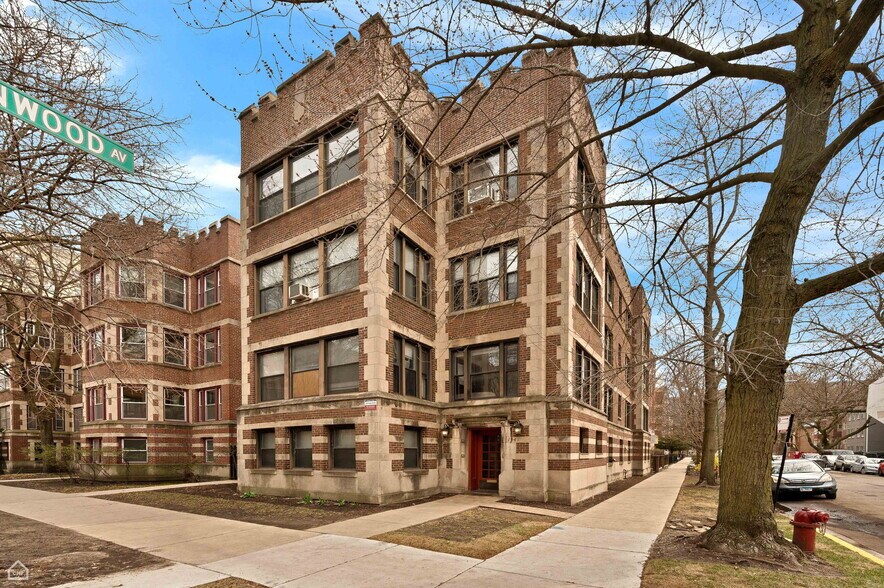 1347 E Hyde Park Blvd, Chicago, IL à vendre - Photo de l’immeuble – Image 1 sur 31
