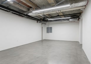 1 NE 1st St, Miami, FL à louer Photo intérieure– Image 1 sur 1