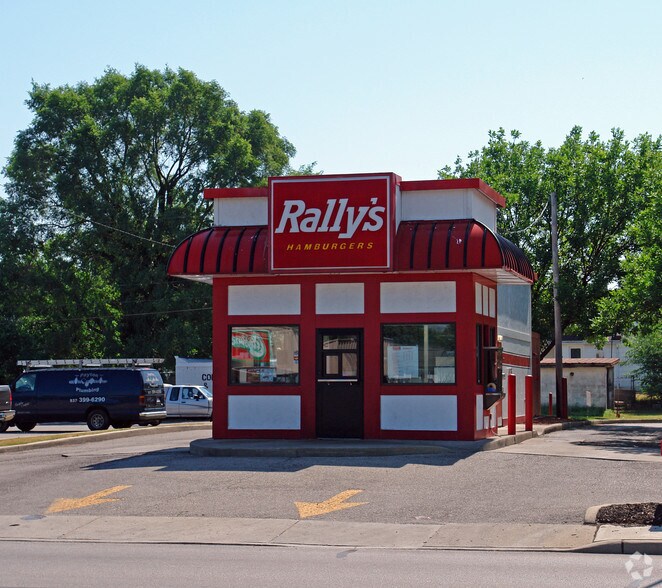 2122 S Limestone St, Springfield, OH à louer - Photo principale – Image 1 sur 5