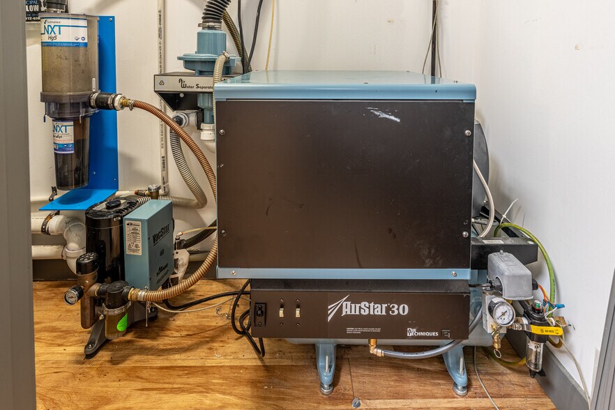 3000 Woodcreek Dr, Downers Grove, IL à louer - Photo intérieure – Image 2 sur 15