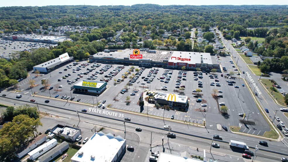 3106-3140 State Route 35, Hazlet, NJ à louer - Photo de l’immeuble – Image 3 sur 9