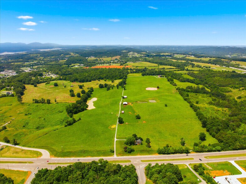 789 TN-92, Dandridge, TN à vendre - Photo de l’immeuble – Image 3 sur 91