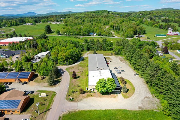 146 Industrial Park Dr, Morristown, VT à vendre - Photo de l’immeuble – Image 3 sur 6