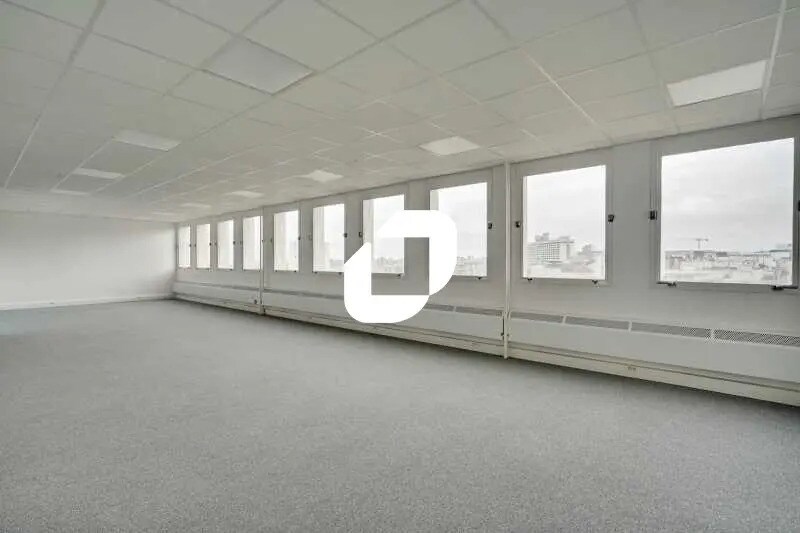 Bureau dans Paris à louer - Photo de l’immeuble – Image 2 sur 11